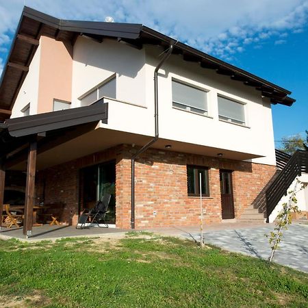 Apartman Grc Apartman Dugoszolo Kültér fotó